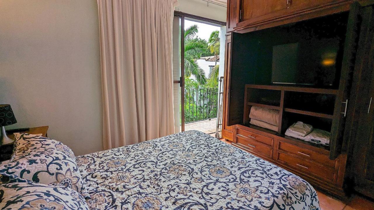 Marbella Puerto Vallarta Exterior foto
